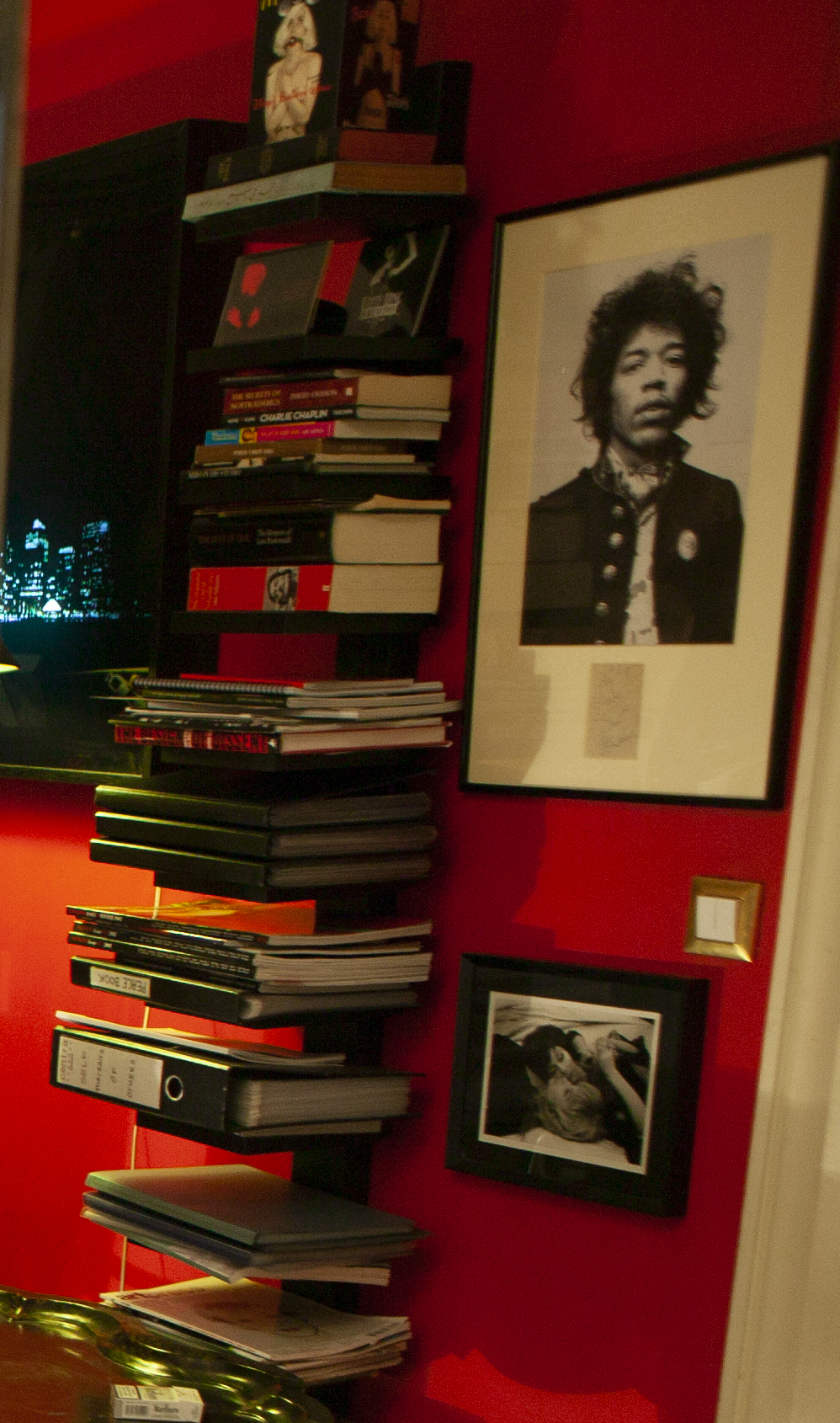 Stolen hendrix and strömholm 
